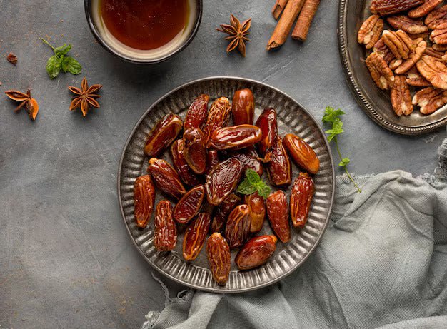 Köstliche Wüstenfrüchte: Die Reise der Dattel vom Anbau bis auf den Teller - DATTELBAER