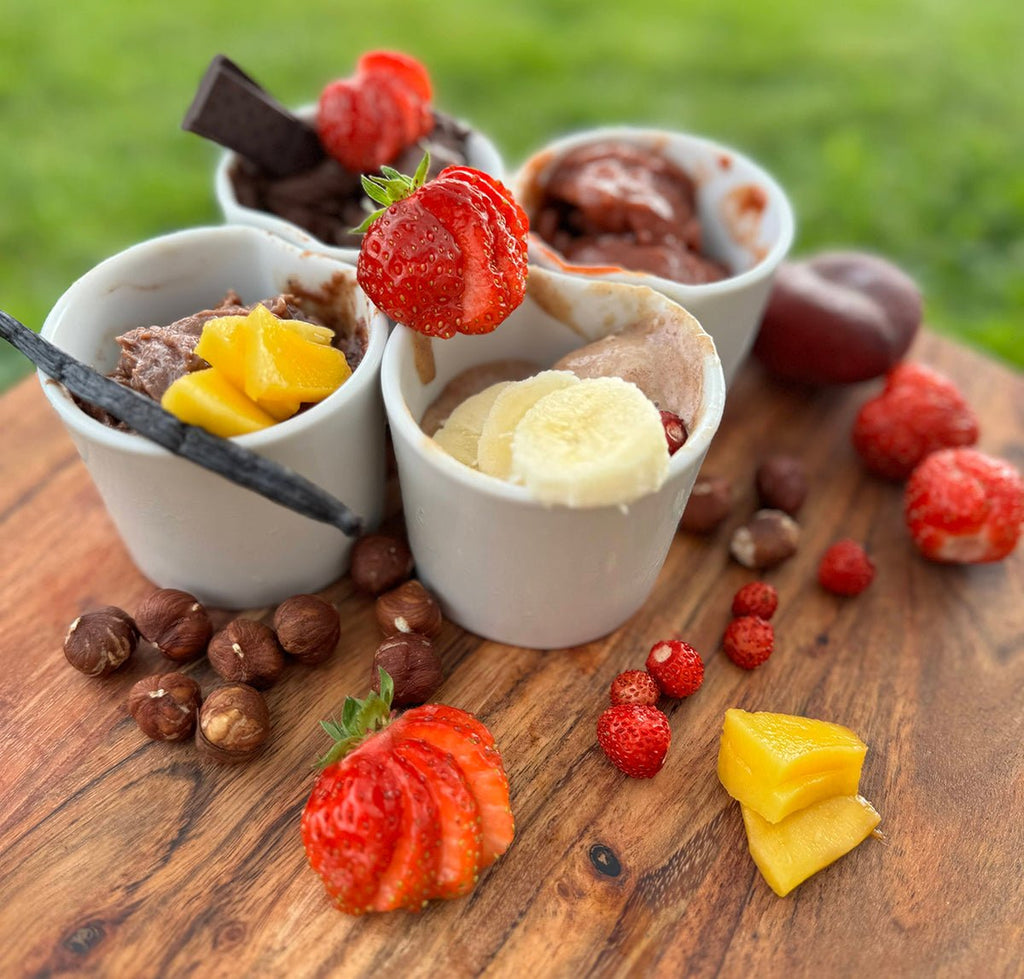 Zuckerfrei durch den Sommer: Leckere Eisrezepte mit Datteln und Früchten - DATTELBAER